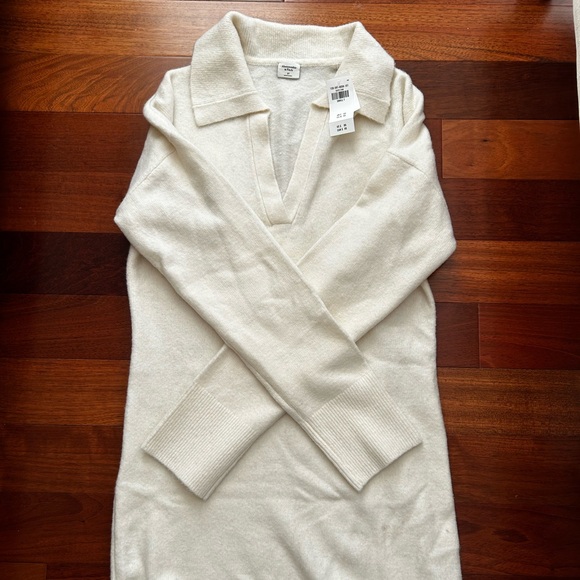 Abercrombie & Fitch Dresses & Skirts - NWT Abercrombie Cream Knit Collared Sweater Dress
